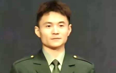 两年又三年的第一张照片--合肥蓝颜知己交友网